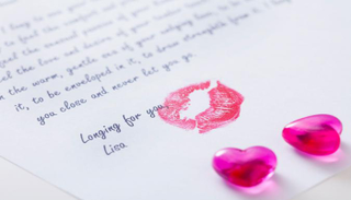 Illustration for article titled How to Confess Your True Love on Special Valentine Day